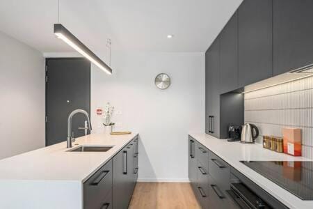 Alps Serenity Retreat - Wanaka Apartment in Wanaka