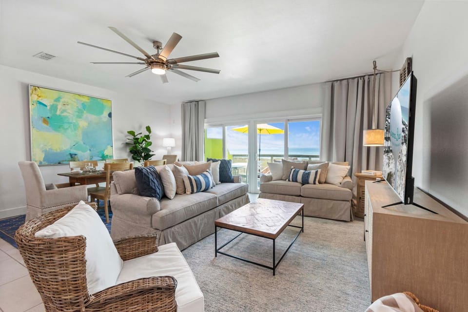 Coastal Kiwi House in Pensacola Beach