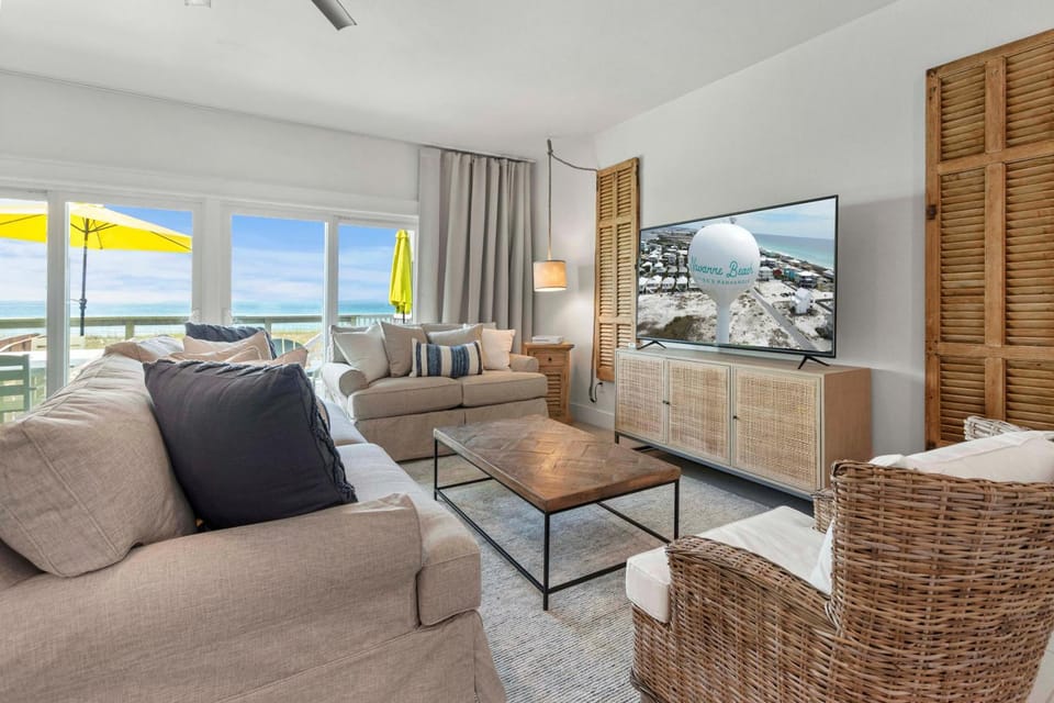 Coastal Kiwi House in Pensacola Beach