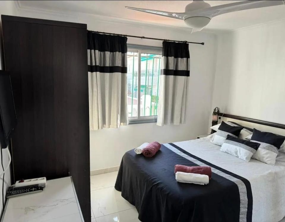 3 bedroom pool front bungalow in Costa Adeje House in Costa Adeje