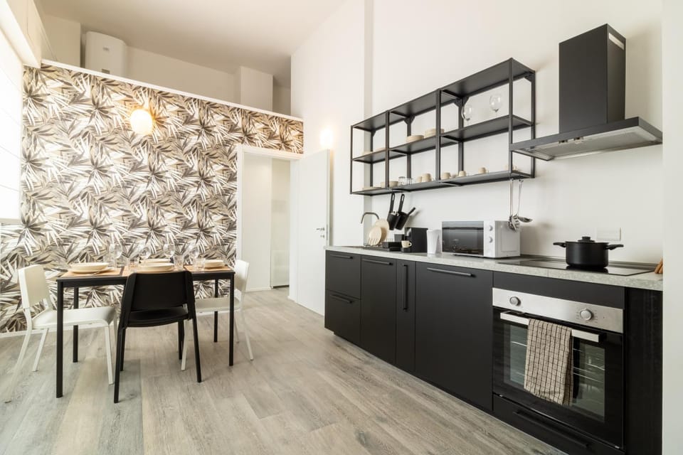 Coffee/tea facilities, Kitchen or kitchenette, Dining area, minibar, pet friendly, stove