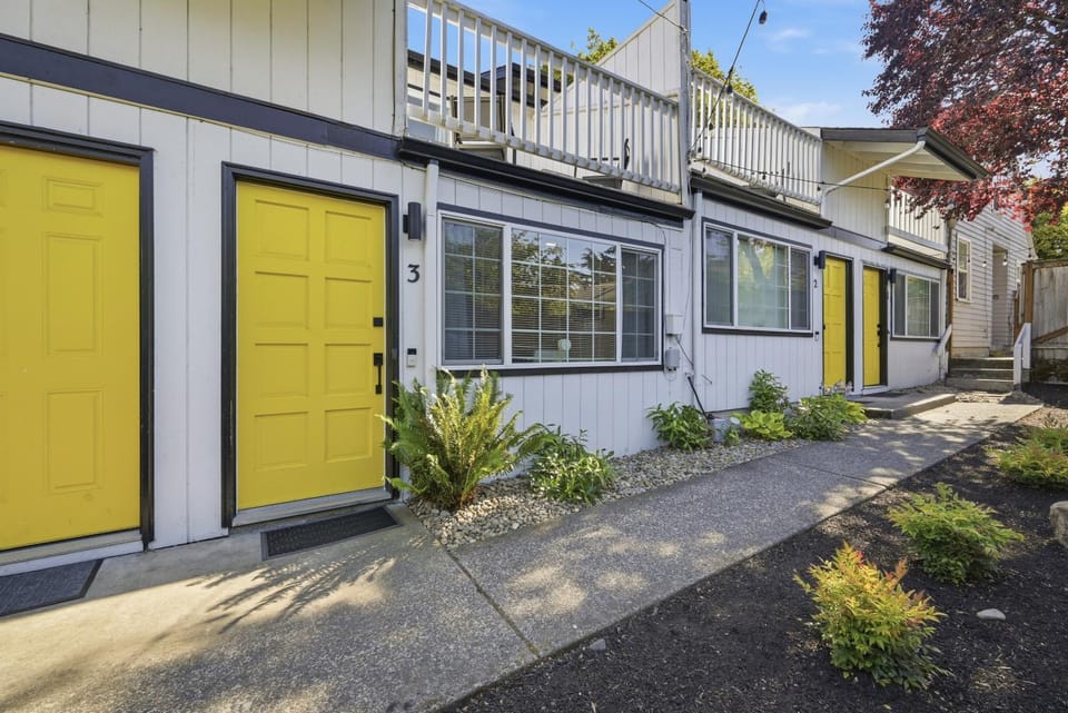 Retreat near UO, Autzen Stadium, Amazon Park (# 1) Apartment in Eugene