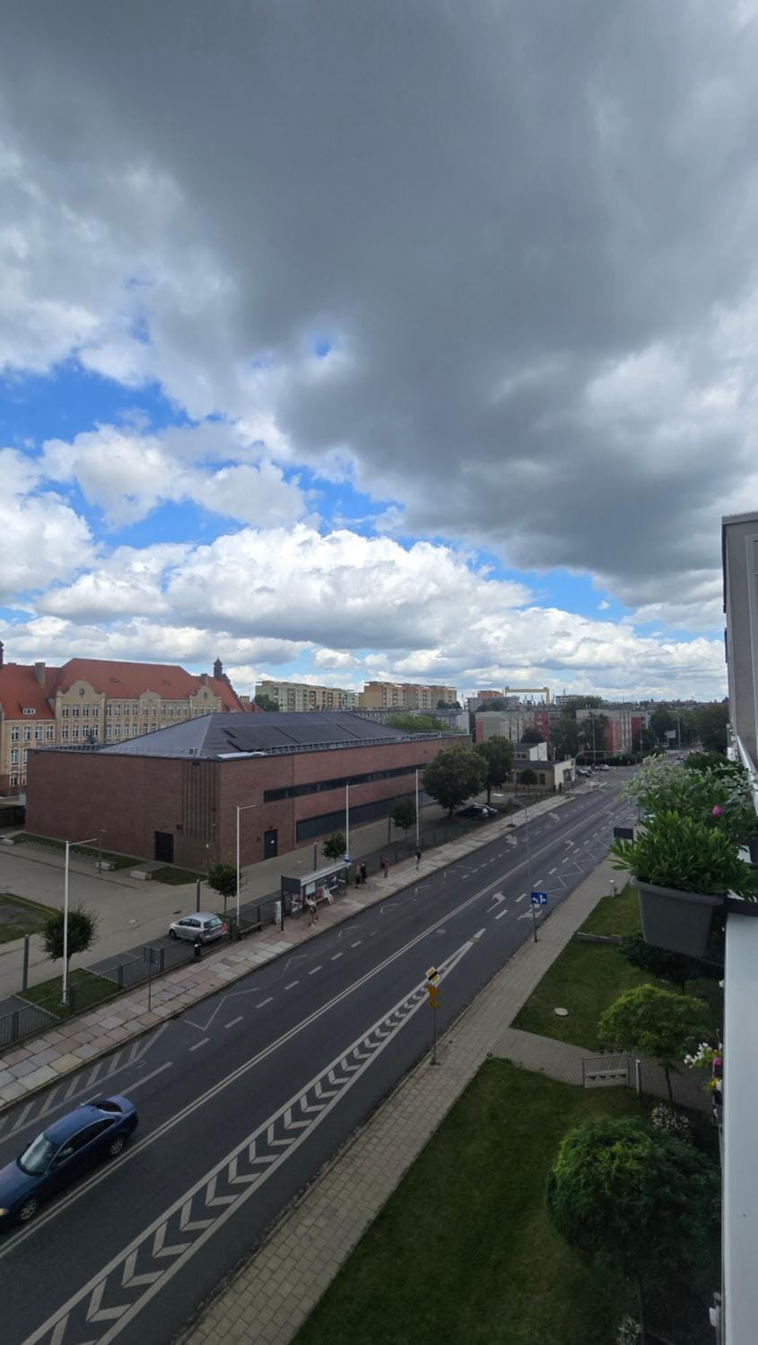 Neighbourhood, Street view