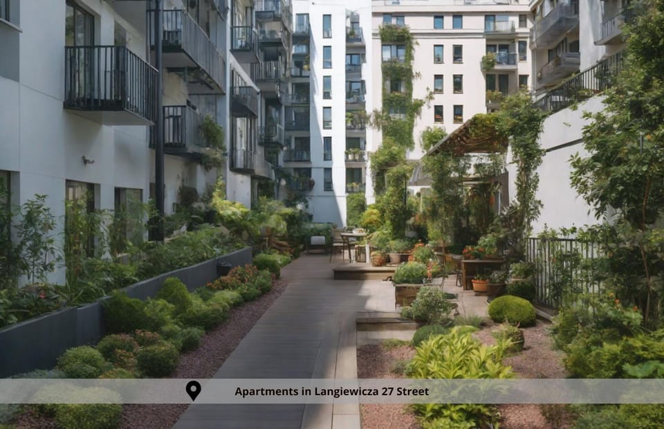 Property building, Spring, Day, Neighbourhood, Garden, Location