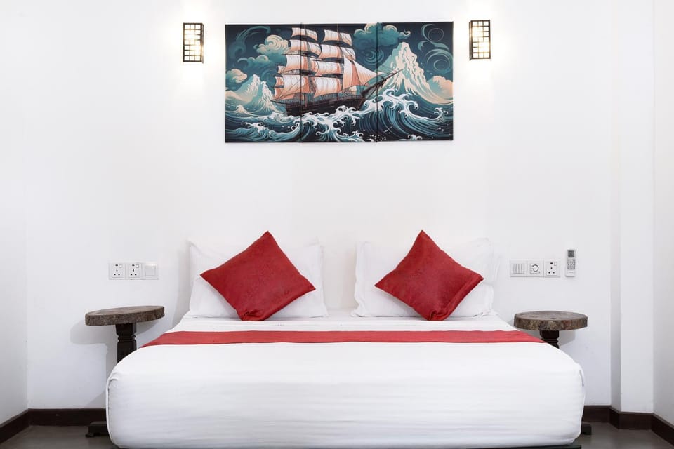 Bed, Photo of the whole room, Bedroom