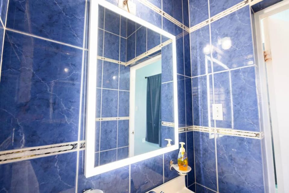 Jobos Beach Apt #1 near food truck and beach . Apartment in Aguadilla