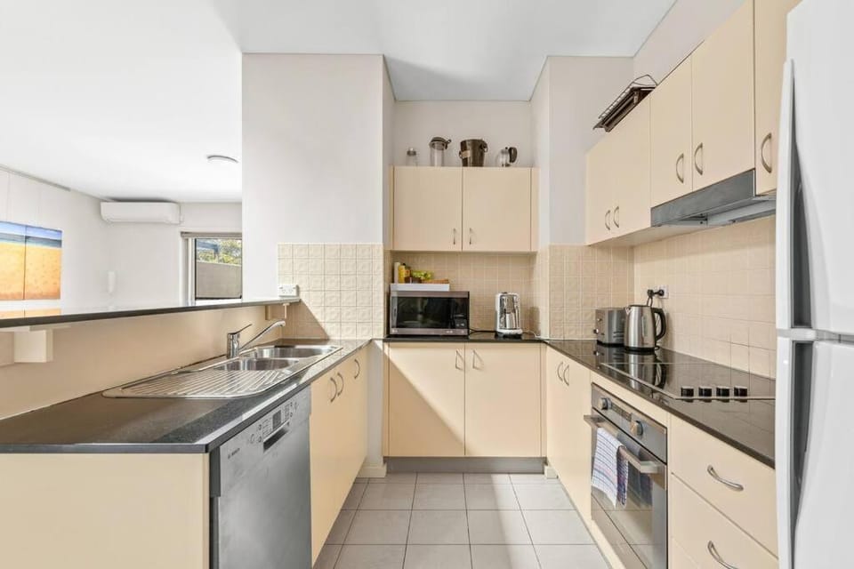 Surf at Avalon Beach and Laze on the Private Terrace Apartment in Pittwater Council