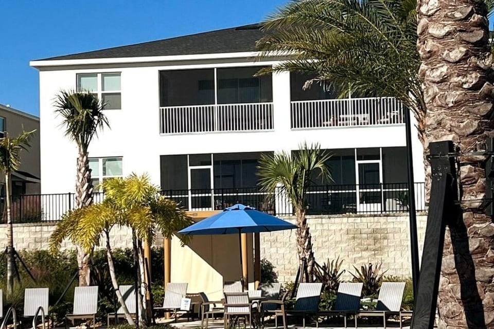Modern 2bdrm Condo-ChampionsGate House in Four Corners