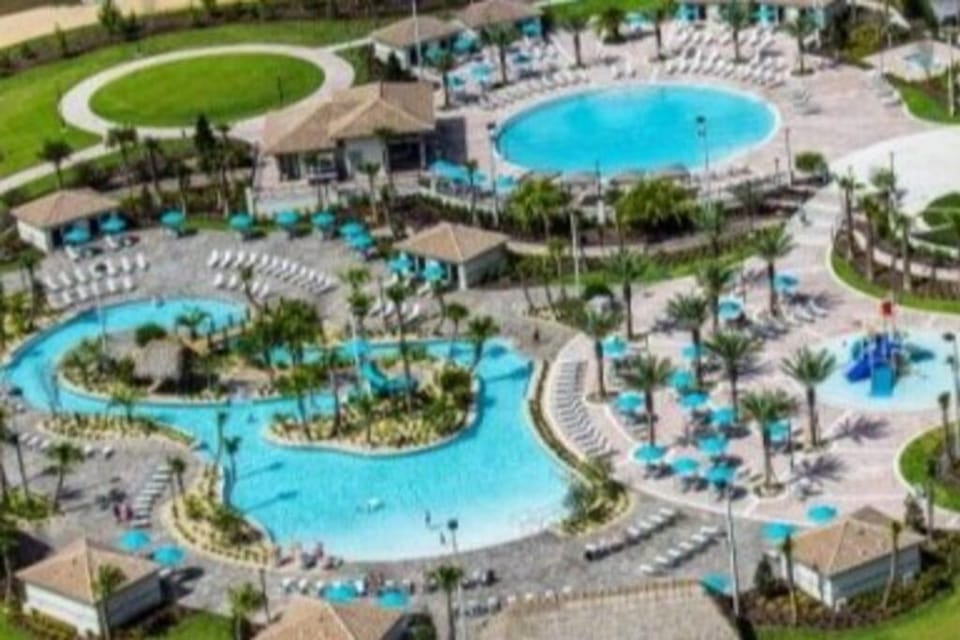 Aqua park, Swimming pool