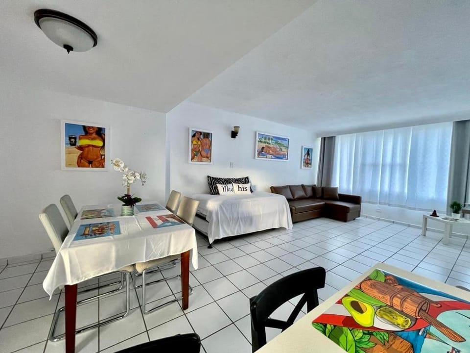 Condado Beachfront Tantra Apartment Apartment in San Juan