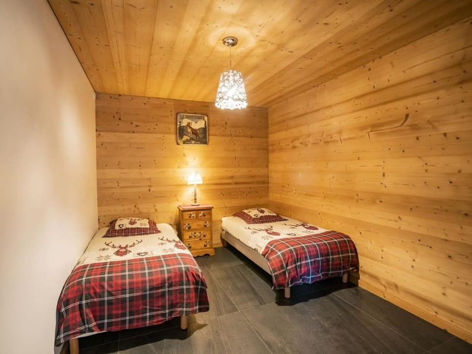 Charmant chalet 3 pièces pour 6 pers avec terrasse à Châtel, proche centre et télécabine. - FR-1-676-14 Cabin in Châtel