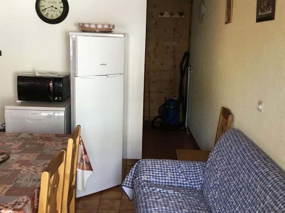 Appartement 3 pièces avec balcon, proche des remontées mécaniques et du centre, parking inclus - FR-1-676-56 Apartment in Châtel