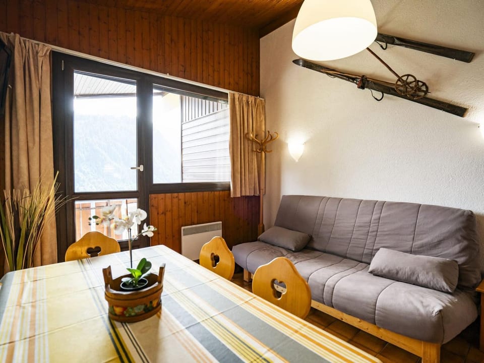 Châtel - 2 Pièces, 5 Pers, Balcon, Parking, Proche Remontées, Exposé Sud/Ouest - FR-1-676-83 Apartment in Châtel