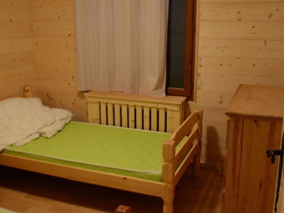 Chalet confortable 4 pièces, proche centre et remontées, 8 personnes, parking, animaux admis - FR-1-676-118 Apartment in Châtel