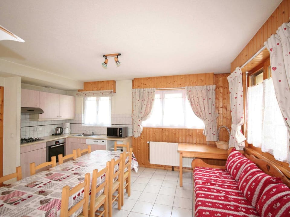 Appartement Châtel, 5 pièces, 10 personnes, proche centre, parking - FR-1-676-138 Apartment in Châtel