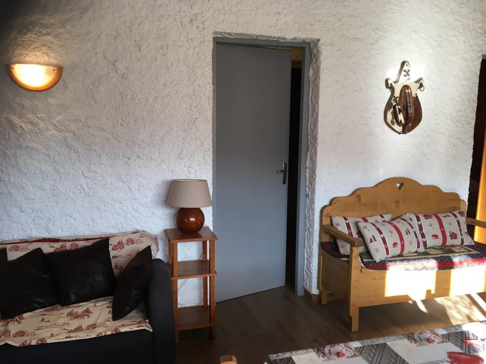 Chalet 3 Pièces, 6 Pers, Animaux Admis, Parking - FR-1-676-164 Apartment in Châtel