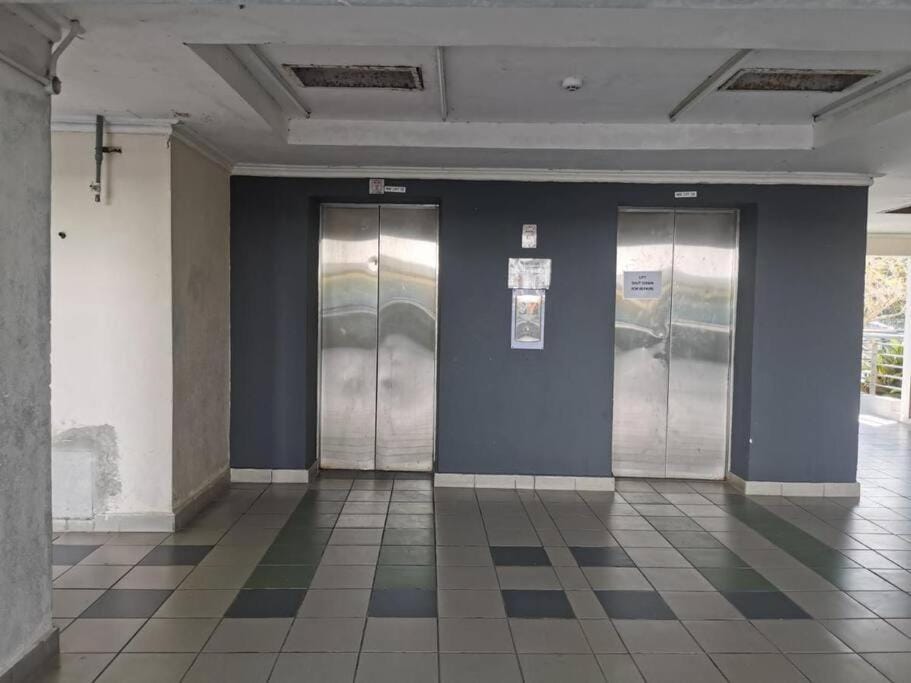 elevator