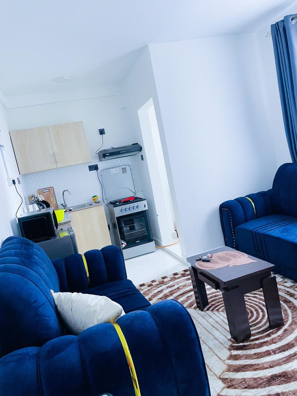 One bed airbnb with pool by Omuts Apartment in Nairobi