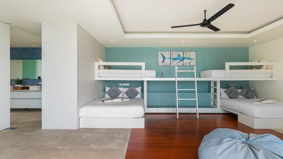 Bed, Bedroom, bunk bed