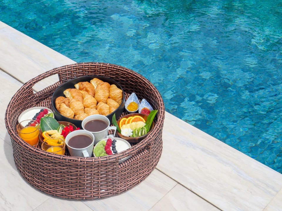 Enchanting 4Br Villa Private Pool & Breakfast incl Villa in Ko Samui