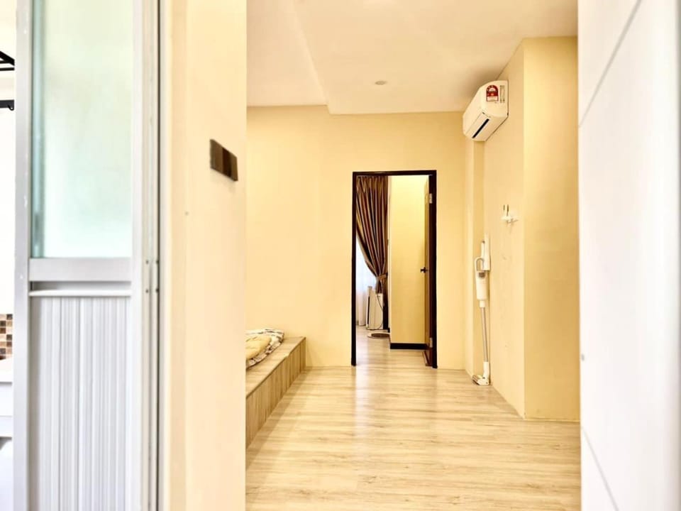 Bedroom, air conditioner