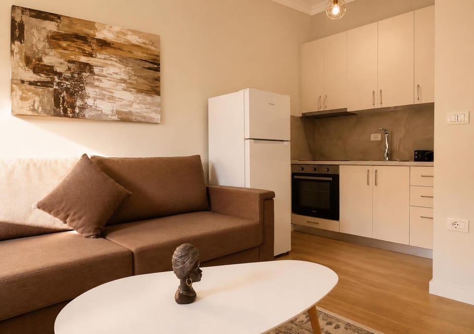 Home Inn Apartment 2 near City Center Apartment in Tirana
