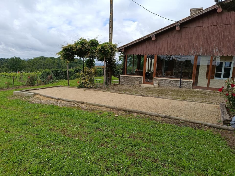 Gîte de Pagalot au cœur du vignoble House in Occitanie