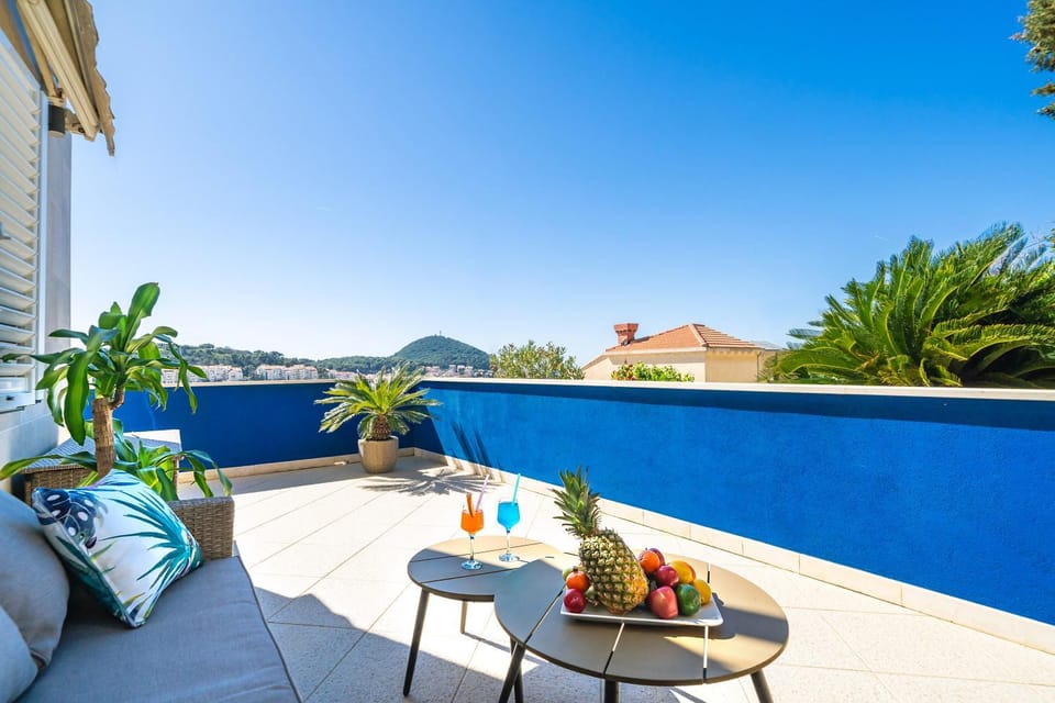 View (from property/room), Balcony/Terrace