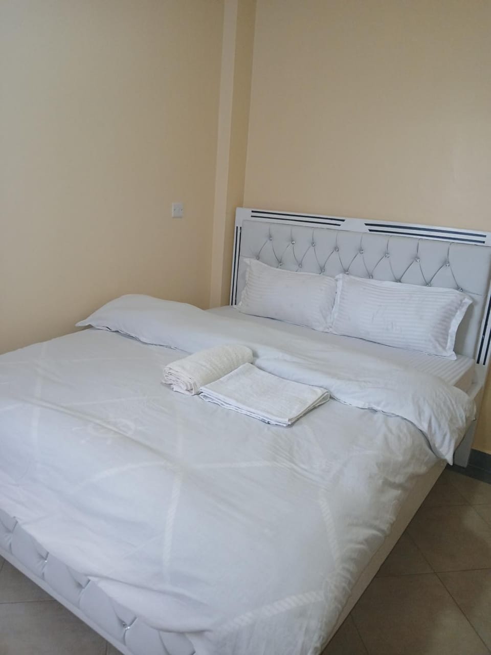 Carlyle comfort home Bed and Breakfast in Kenya