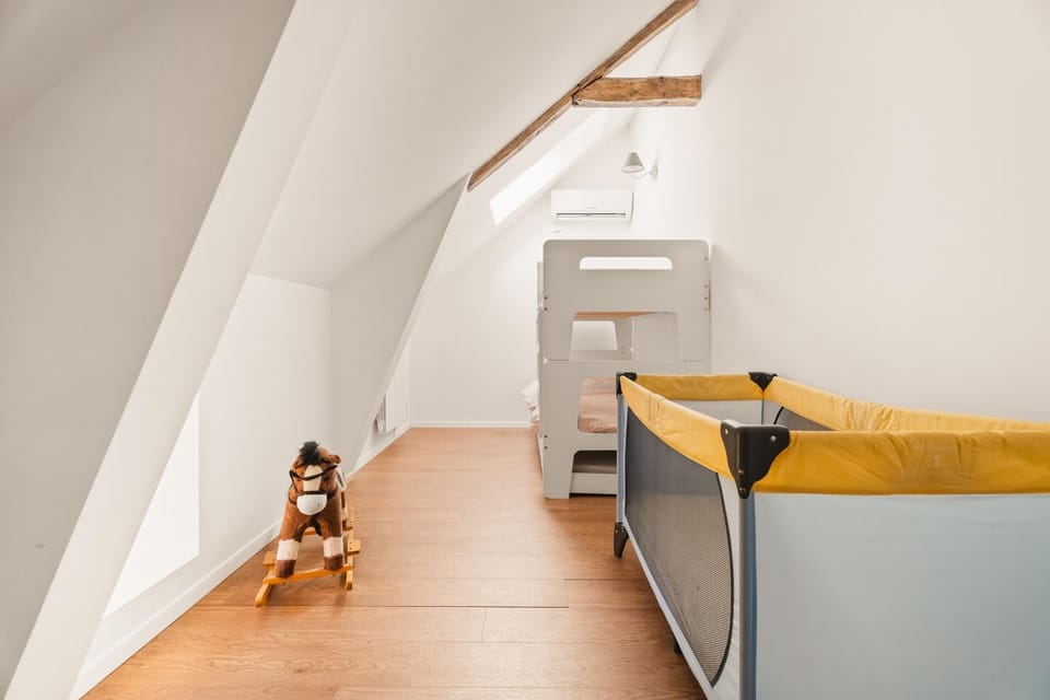 Property building, Living room