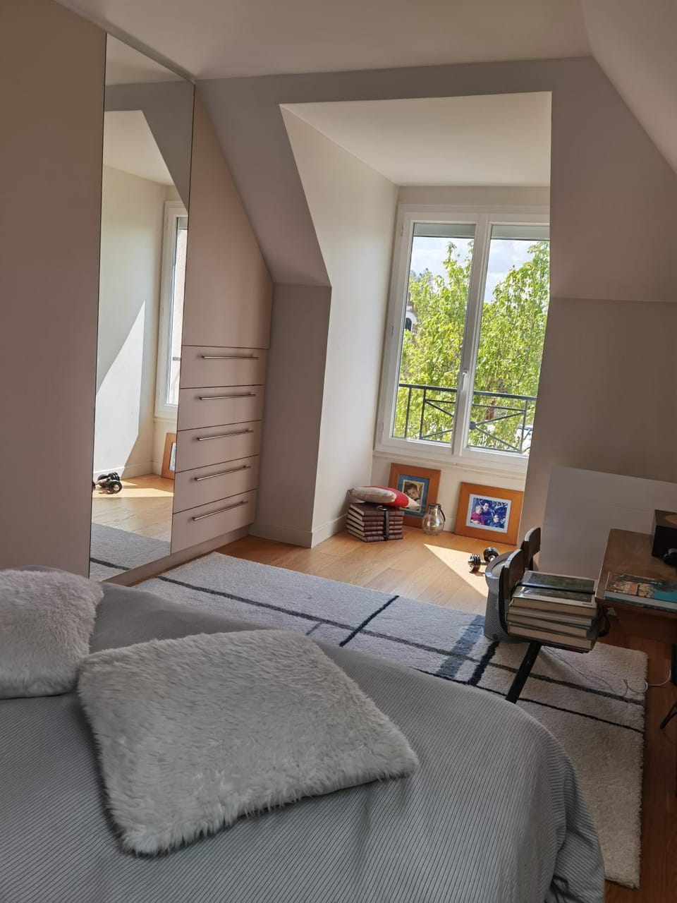 Bed, Photo of the whole room, Bedroom, Garden view, storage, wardrobe