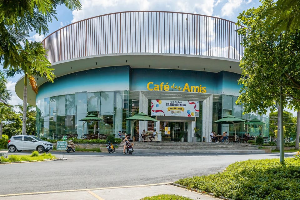 On-site shops, Shopping Area