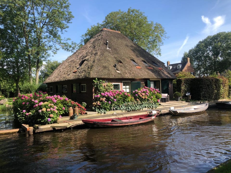 Property building, Garden, Garden view, River view