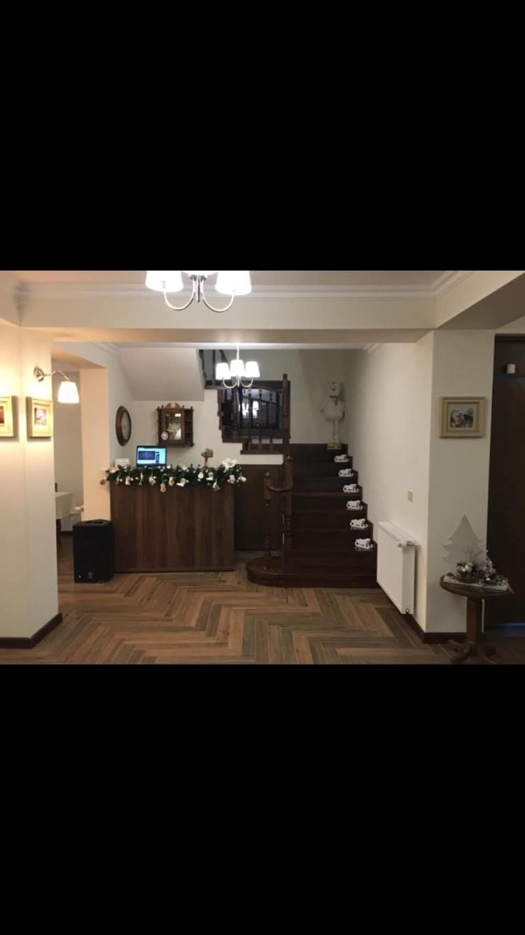 Top House cozy stay Bed and Breakfast in Brașov County