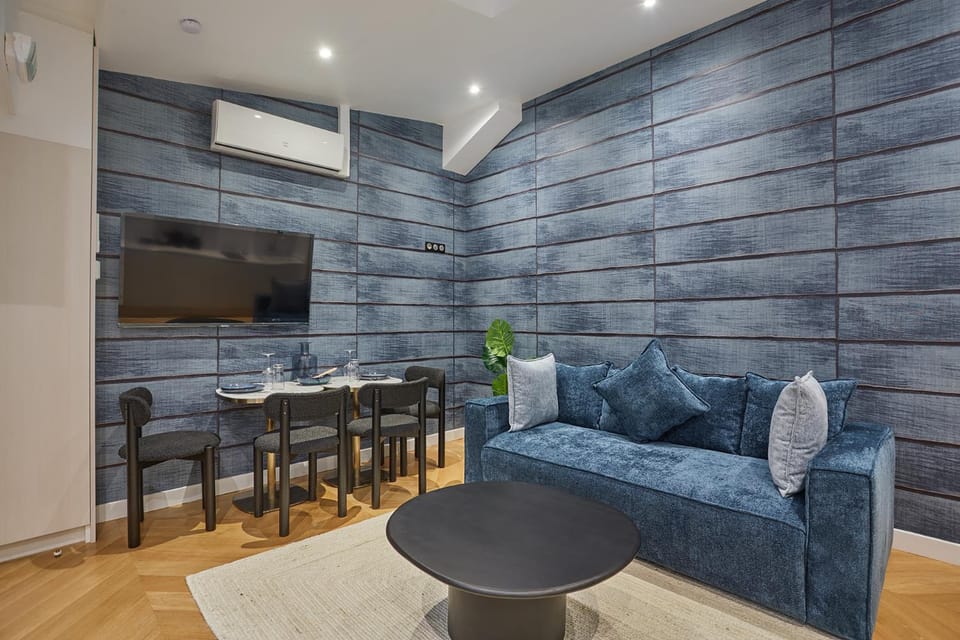 Apartment Saint Germain des Prés by Studio prestige Apartment in Paris