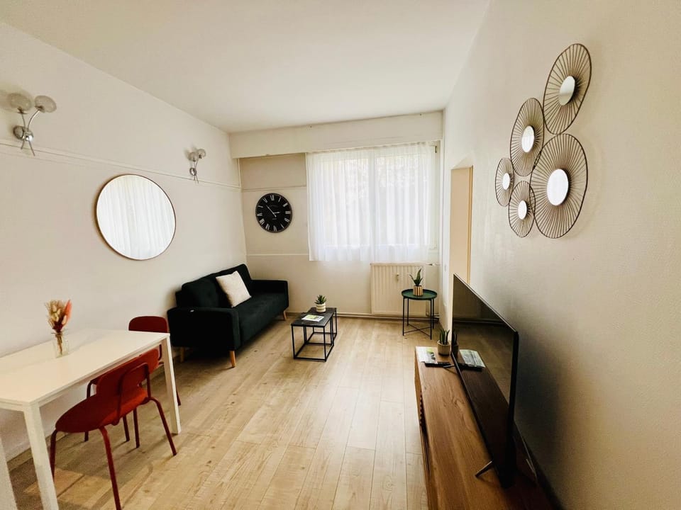Les Appartements de l'Hippodrome Apartment in Lille