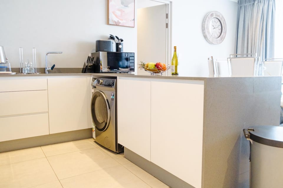 minibar, washing machine, dryer