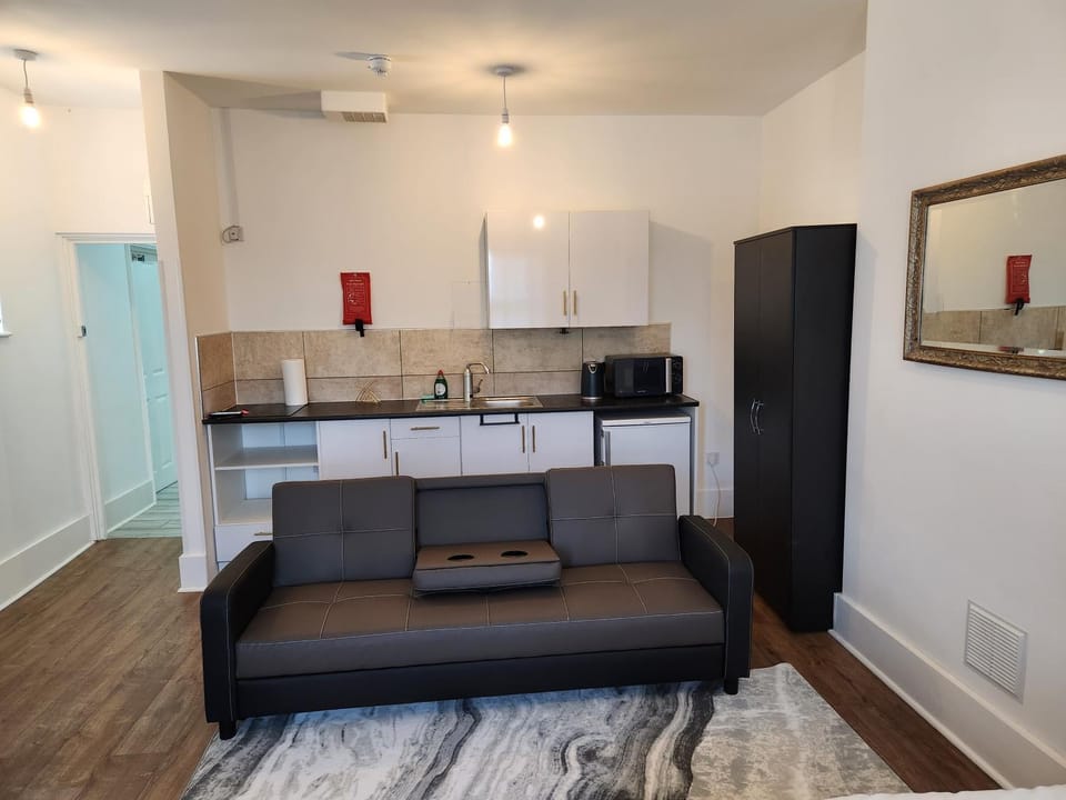 Double room in Stone Apartment in Dartford