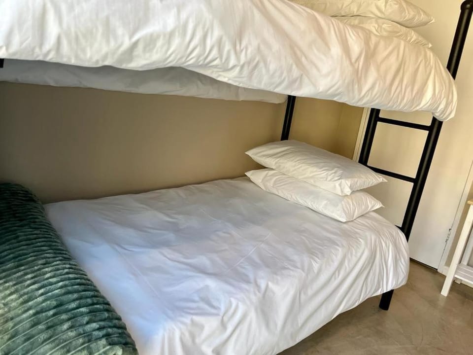 bunk bed