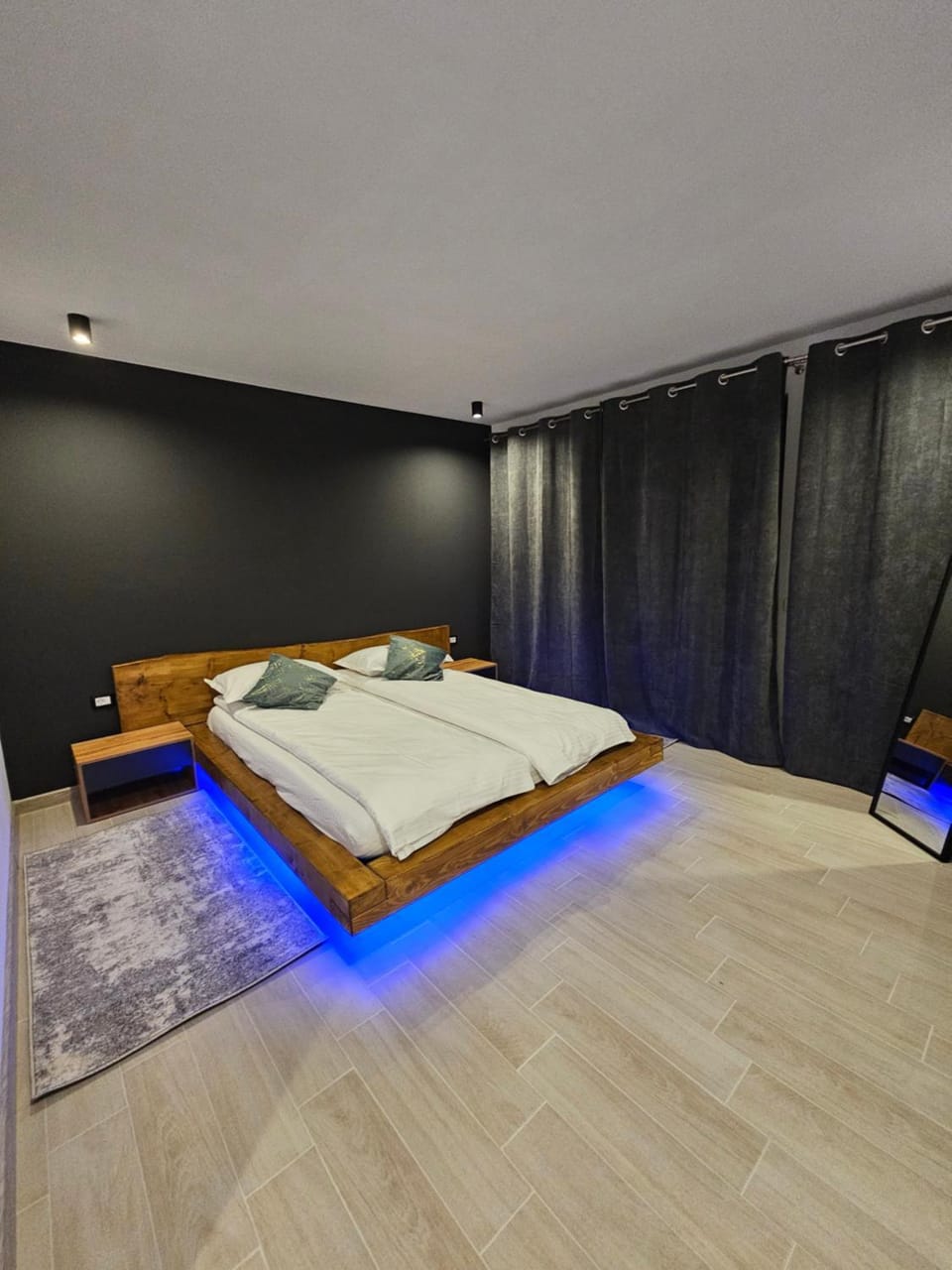 Pensiunea Crăișorul Muntelui Bed and Breakfast in Brașov County