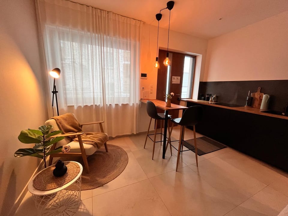 Patio, Restaurant/places to eat, Kitchen or kitchenette, Food and drinks, Other, Photo of the whole room, Decorative detail, Seating area, Dining area, Supermarket/grocery shop, Breakfast, Italian breakfast, Dinner, Drinks, Non alcoholic drinks, furniture, heating, heating, internet, soundproof