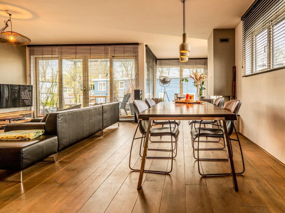 NOVA Houseboat DELUXE Free Bikes Villa in Amsterdam
