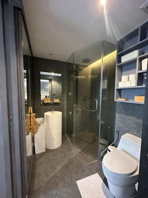 Luxury one apartment for rent Kamala Apartment in Kamala