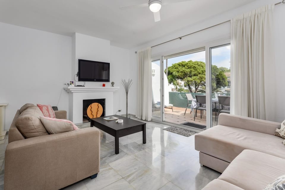Property building, Living room