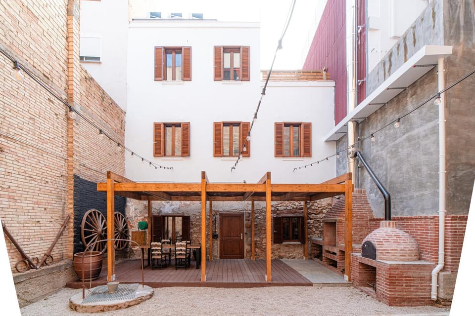 Inner courtyard view
