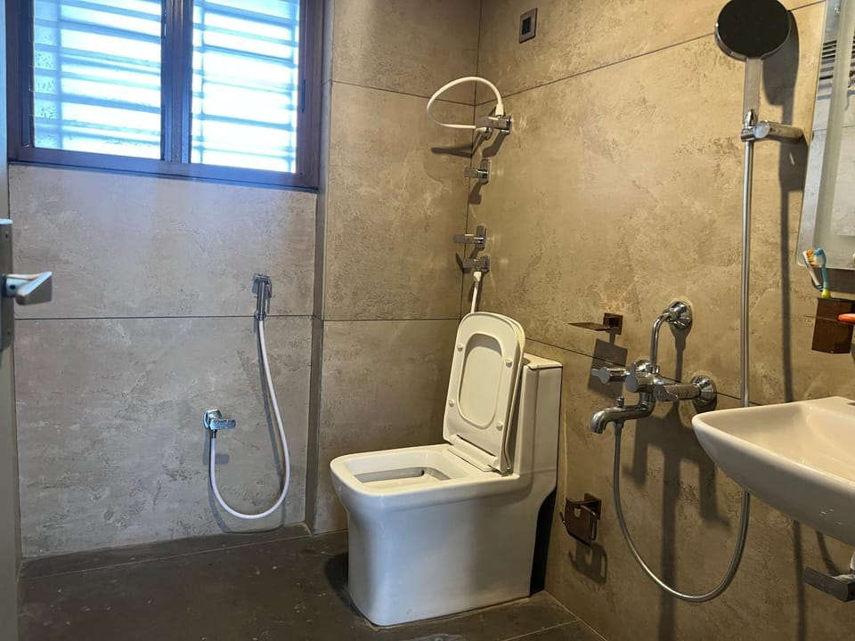Toilet, Bathroom