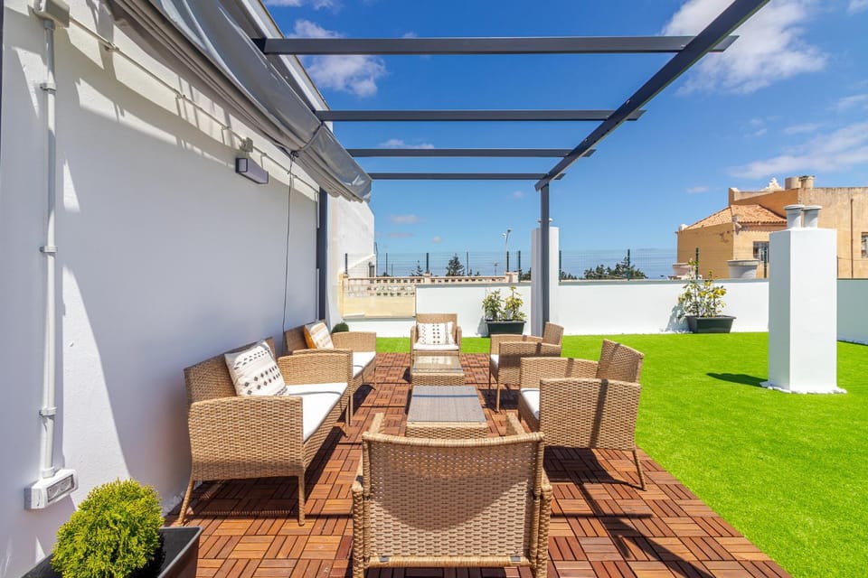 Day, Garden, Balcony/Terrace, Balcony/Terrace, Seating area