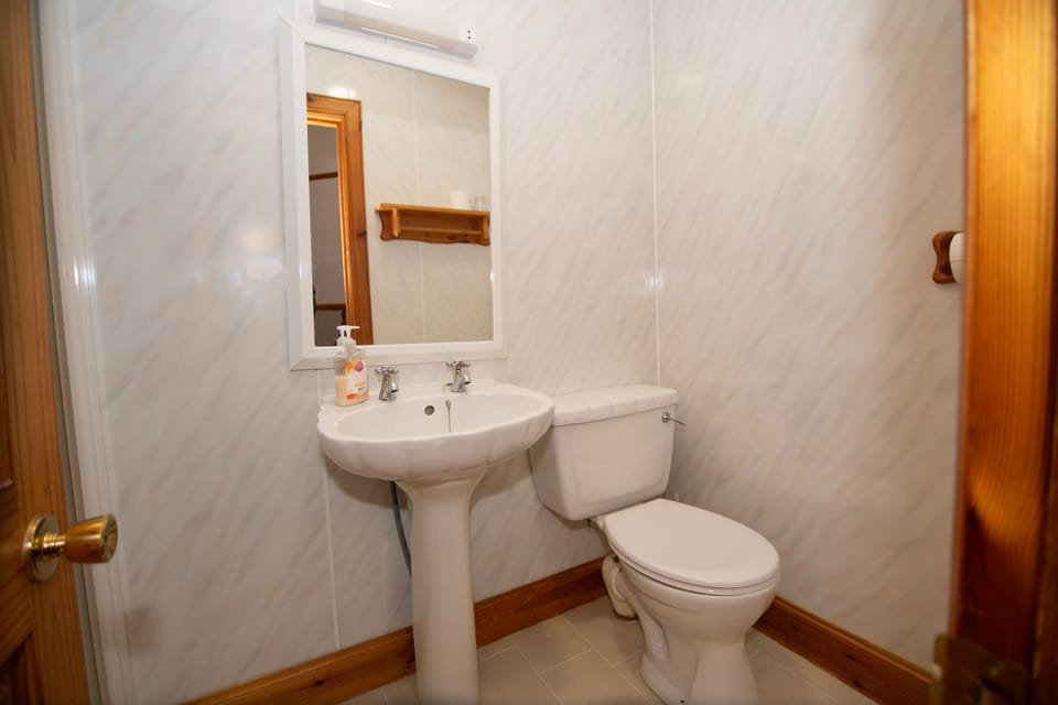 Alder Lodge Guest House Bed and Breakfast in Scotland