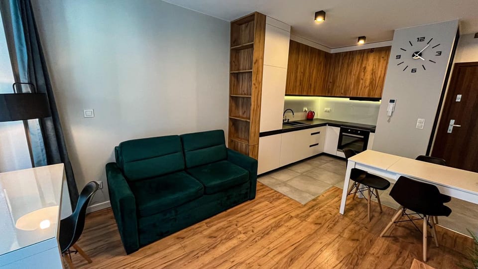 Kitchen or kitchenette, Living room, Seating area, Dining area, pet friendly, stove