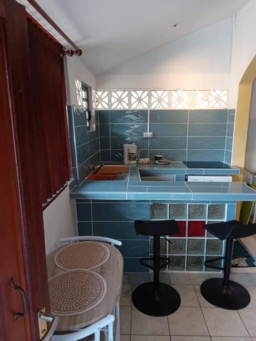 Studio proche aéroport 2perswifi Apartment in Arrondissement of Cayenne, French Guiana